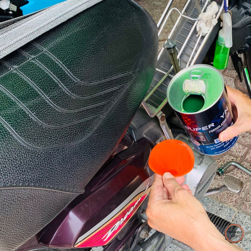 Nhớt SUPERSYN , Sói Đỏ / Sói Xanh / nhớt hợp số WOLF CHEMICALS , nhớt nhập khẩu Mỹ ,