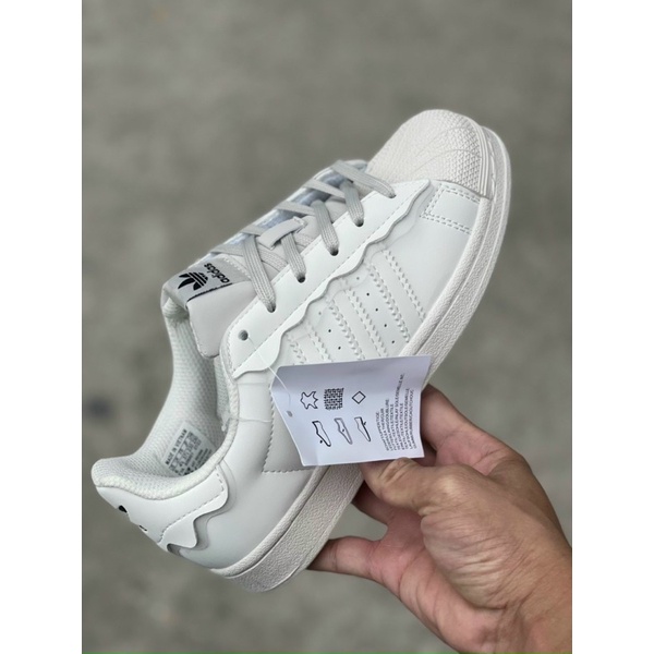 💥 adidas sò kem về chuẩn màu📦 Free giấy gói + hộp bảo vệ 🌟Hàng sc loại 1 , nhà mk không làm Vnxk