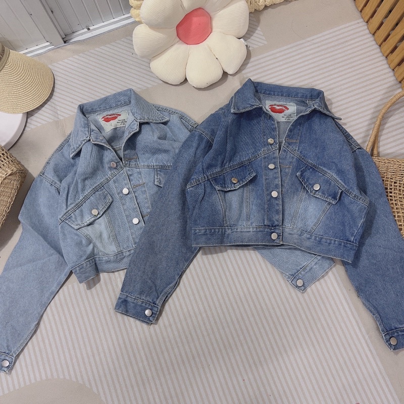 ÁO KHOÁC JEAN CROPTOP CHỮ XINH Ạ