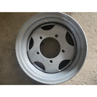 Mâm xe ba bánh , ba gác.