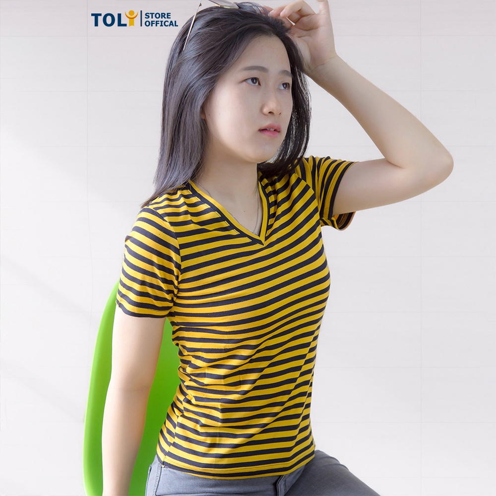 Áo thun nữ cổ tim TOLI màu sọc kẽ ngang, Vải Cotton visco mềm mịn, Form cơ bản dễ phối đồ [Ti-17A]