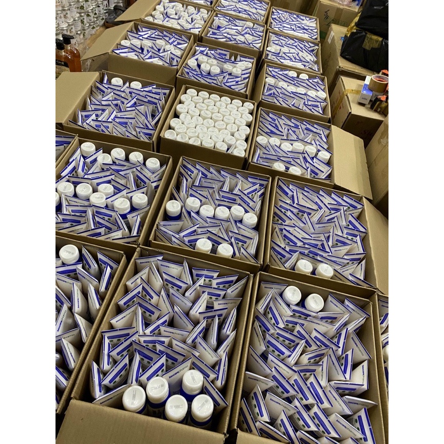 Dầu gội dược liệu BIO CARE PHARMA Santal 300 Shampoo 200ml - Giảm gàu, nấm ngứa da đầu