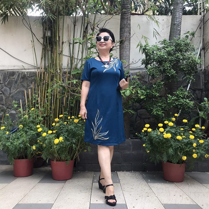 Váy Đầm Trung Niên Kết Cườm Form Suông A - Vải Umi Cotton Dày Dặn - Co Giãn Nhẹ, Size Từ 48KG - 90KG.