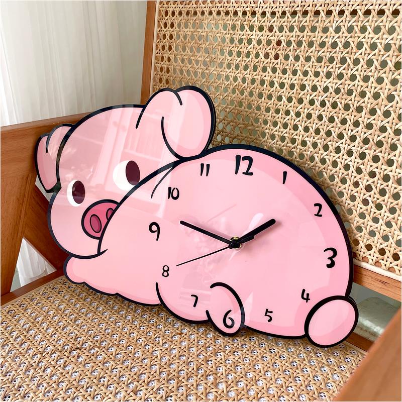 Đồng Hồ Treo Tường Không Ồn Hình Chú Heo Nằm Dễ Thương Xinh Xắn