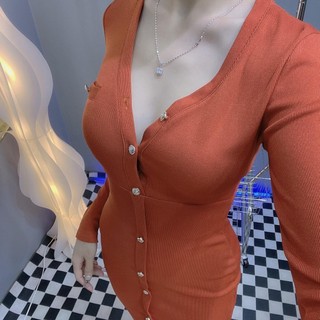 D249 - đầm body ngắn cổ tim tay dài