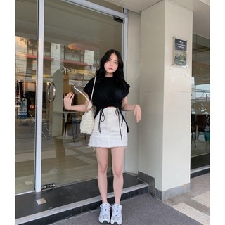 Set chân váy kaki trắng áo đen rút lai