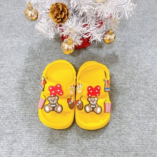 Dép bé gái đính nhiều Sticker