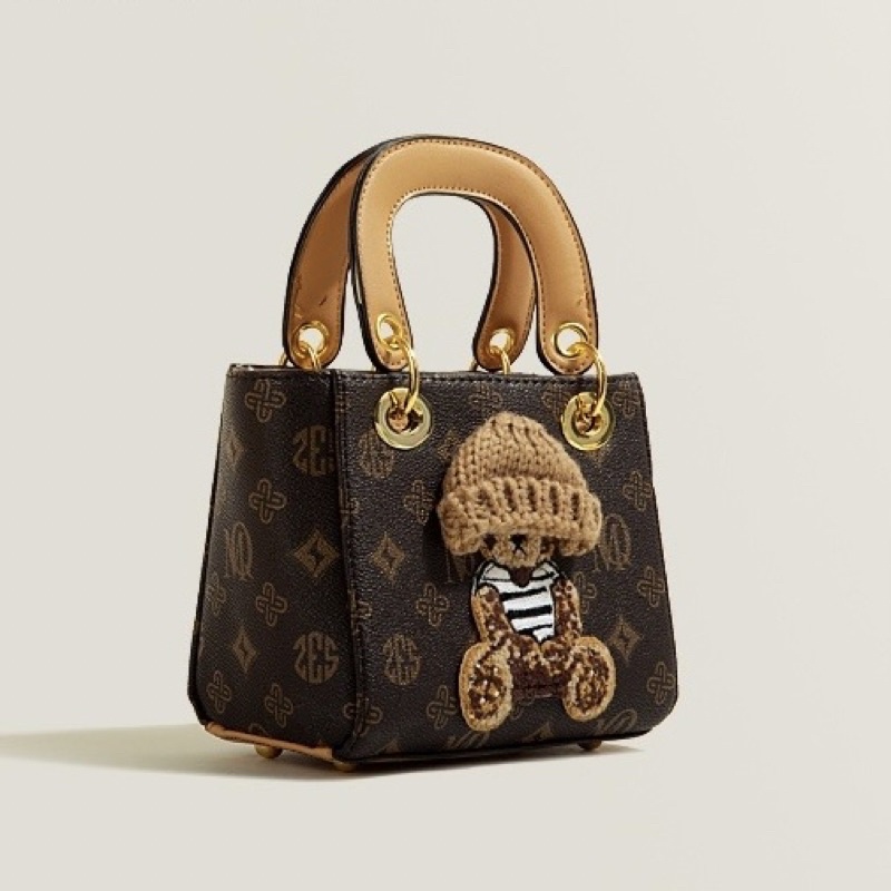 Video+Ảnh Thật) Túi Dioo Hình Gấu Đeo Vai Thời Trang Kèm Dây Dài Đeo Chéo Chất Lượng Cao Cho Nữ