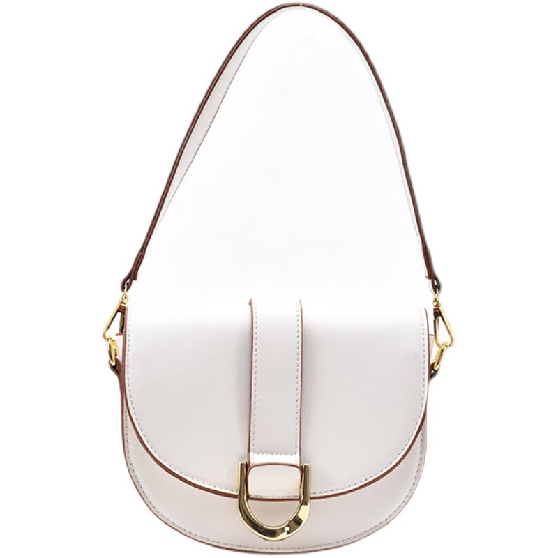 Túi bầu da trơn Charles&Keith đẹp