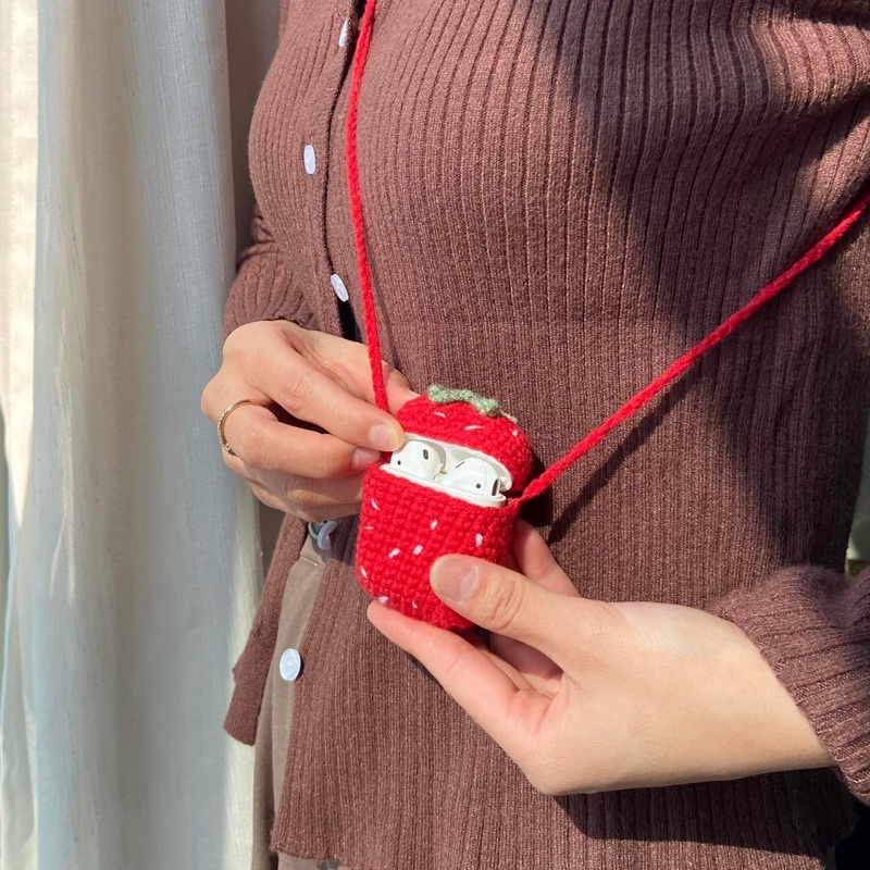 Case airpod len crochet Handelait con gà, quả dâu tây dễ thương