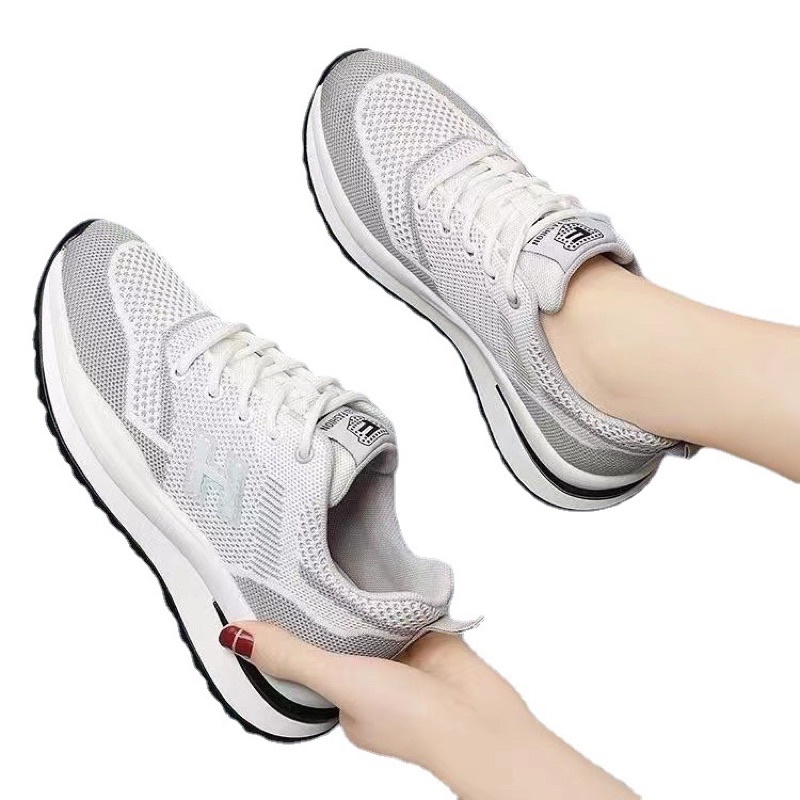 Giày thể thao nữ tập thể dục siêu nhẹ êm chân Pandashoes