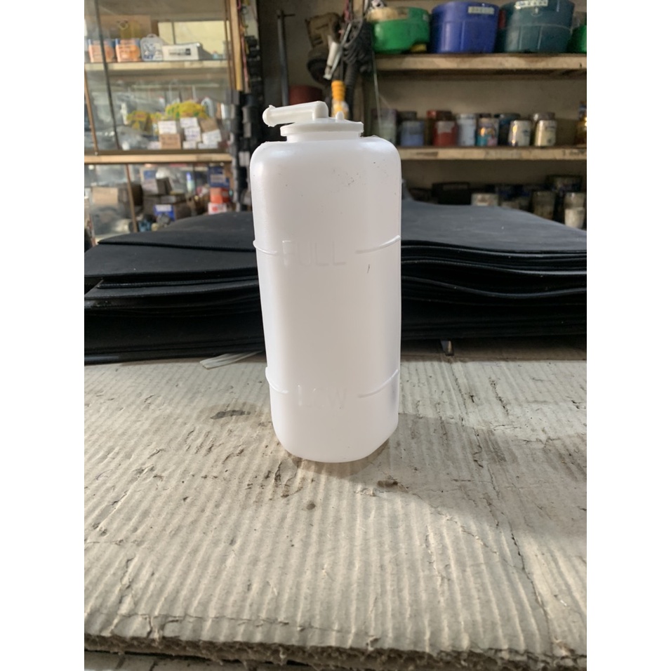 Bình nước phụ Suzuki carry 500kg  , Suzuki carry 7 chỗ, Thaco towner 750,vinaxuki 650kg.