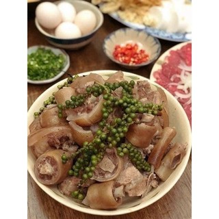 Đuôi bò có da cắt khúc 1 khay 500gr (giao hoả tốc HCM)