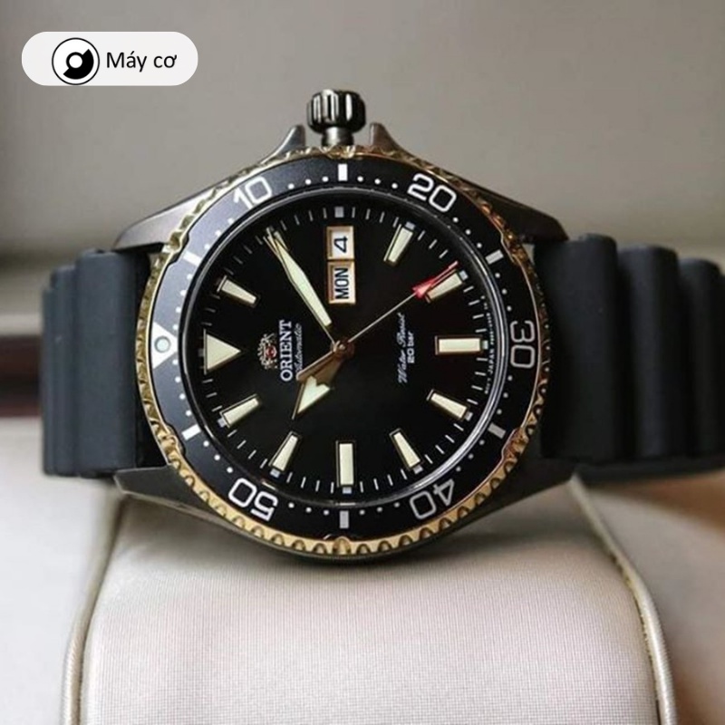 Đồng hồ nam Orient Watch Sport Mako RA-AA000 máy cơ automatic mặt kính sapphire chống xước dây Silicone thể thao bơi lặn