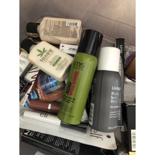 Thanh lý đồ mỹ phẩm có sẵn