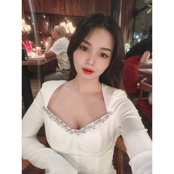 Đầm body trắng dáng dài thanh lý