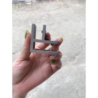Định vị 90 - 180 kính kính không khoan