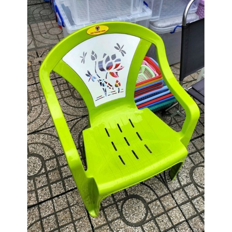 Ghế bành họa tiết hoa sen