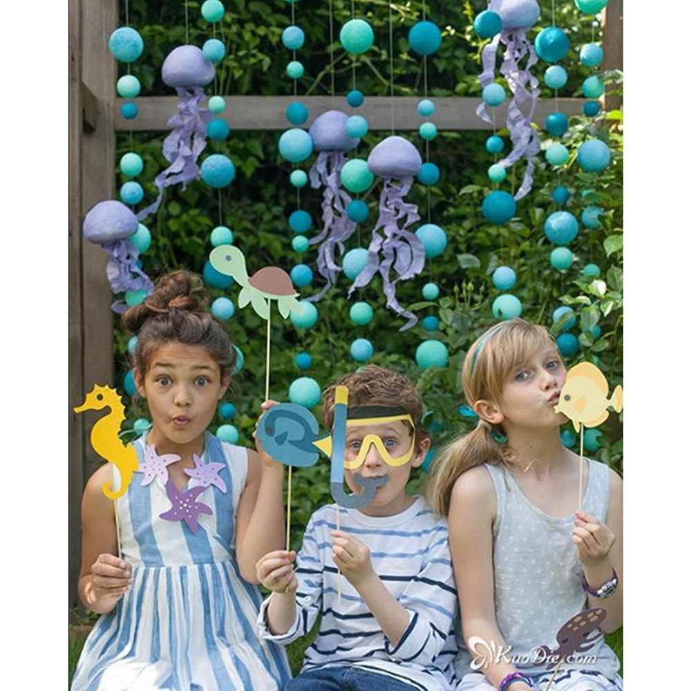 Set 100 quả bóng xốp màu trắng trang trí giáng sinh