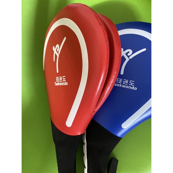 Vợt đá, đích Kép Taekwondo siêu cute
