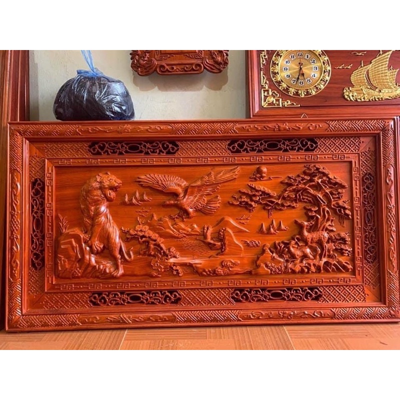 Tranh gỗ hương anh hùng tương ngộ rộng 127 cm . Tranh treo tường trang trí phong thuỷ gia đình, công ty , cửa hàng