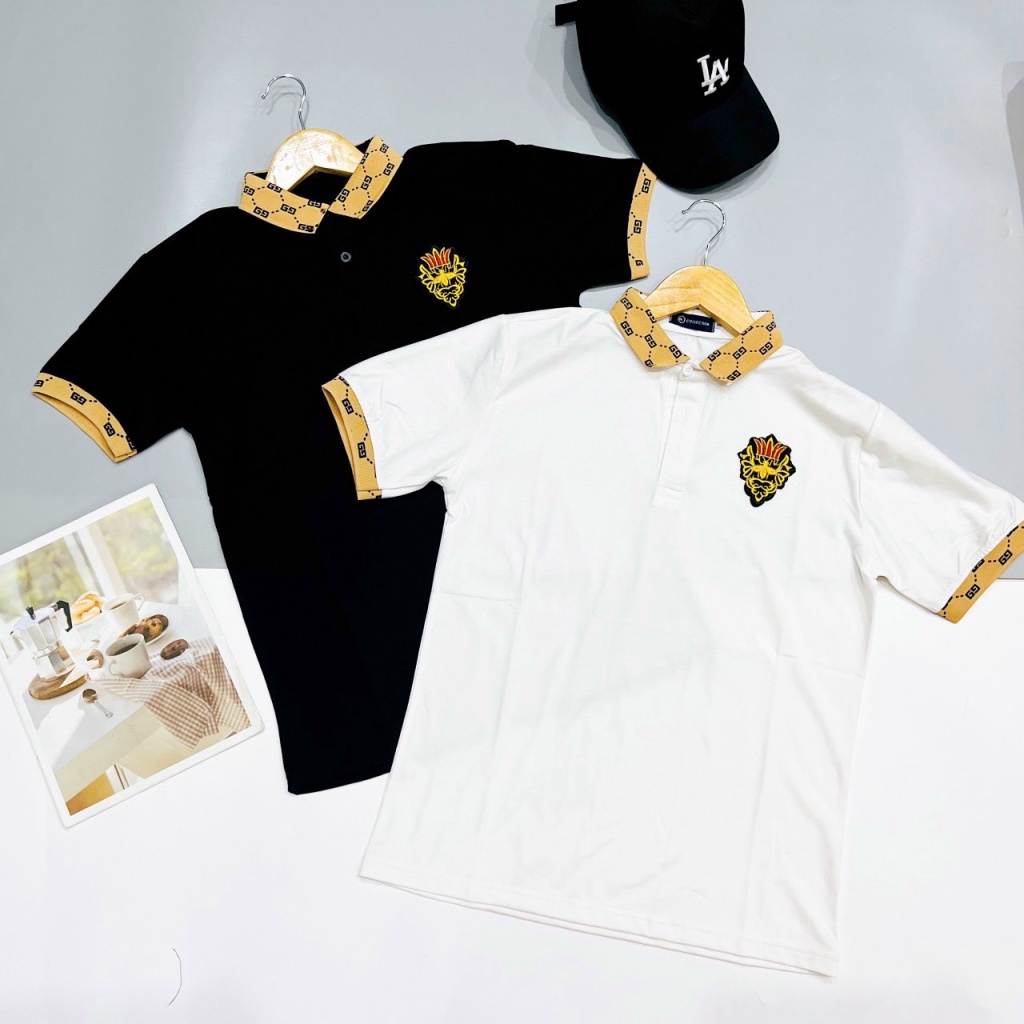 Áo Thun Nam Cổ Bẻ Ngắn Tay Vải Cotton 2 Màu Trắng Đen Phối Logo Đơn Giản Sang Trọng NEW UNISEX
