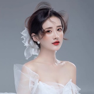 Cài tóc cô dâu nơ voan hoa nhỏ