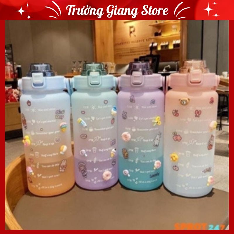 Bình nước 2lit chia vạch báo dễ thương.Bình nước thể thao có ống hút kèm hình dán nghộ nghĩnh đáng yêu