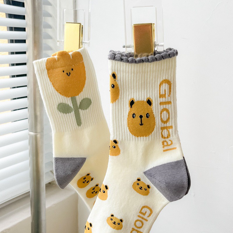 Tất nữ cao cổ, họa tiết gấu global, phong cách hàn quốc, trẻ trung, chất liệu cotton, thấm mồ hôi