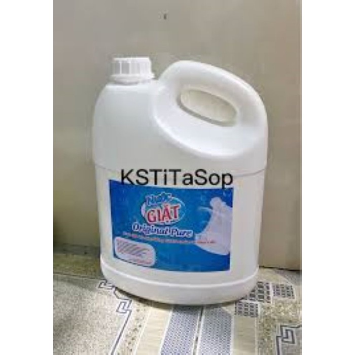 nước giặt kháng khuẩn 82000