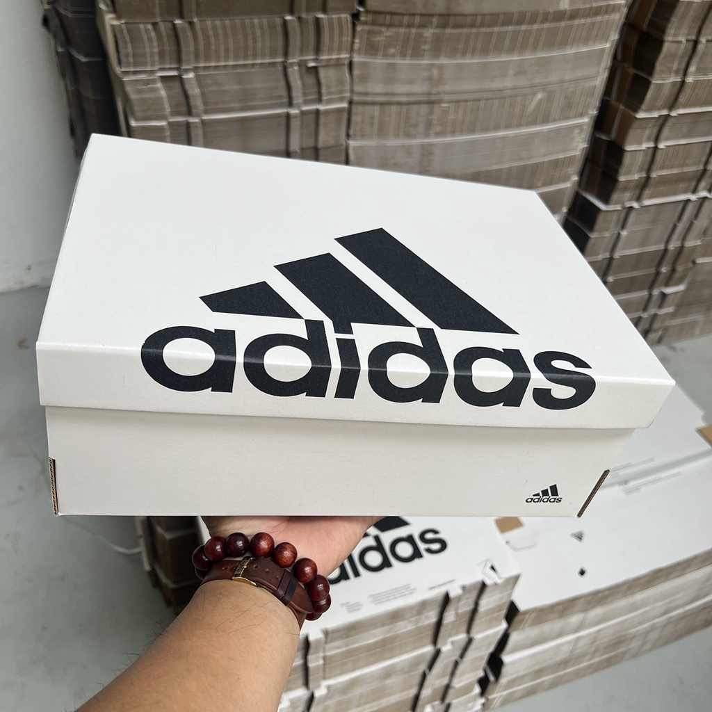 HỘP GIÀY ADIDAS SIZE 30X20.5X12CM CHÍNH HÃNG NHIỀU MÀU