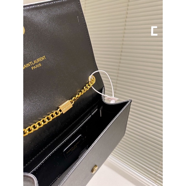 Túi xách ysl size 22 cm màu đen, túi full box rất đẹp