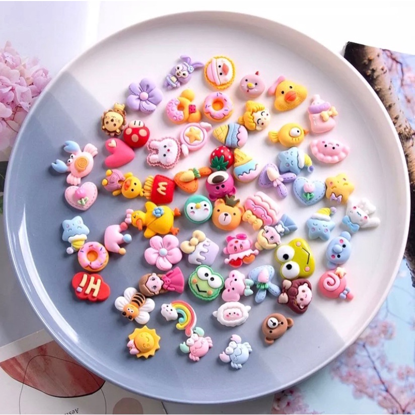 Charm Sticker 3D Dán Bình Nước, Dán Ốp Lưng Cute Nhiều Mẫu