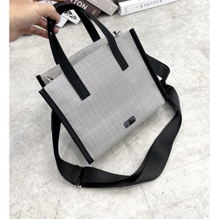 TÚI TOTE ĐEO CHÉO MONOGRAM YANKEE