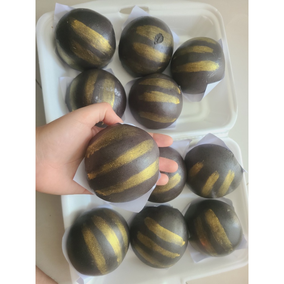Bánh bao than tre nhân phô mai