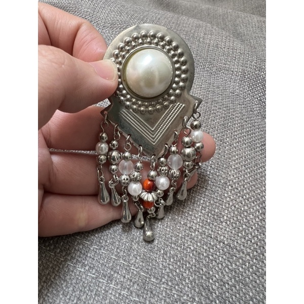 Thanh lý cài áo kiểu vintage