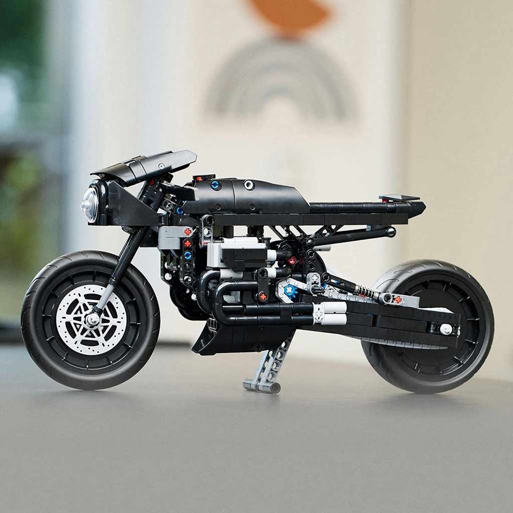 Bộ Lắp ghép 42155 Batman Batcycle™