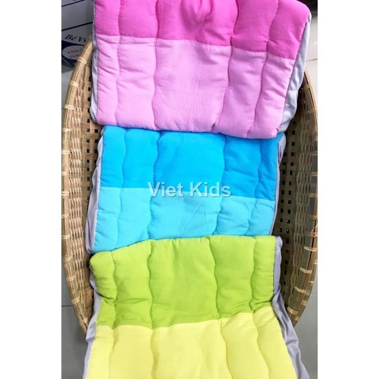 Nôi tre cho bé nằm võng khỏi cong lưng và nệm lót