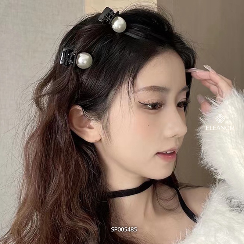 Kẹp tóc nữ càng cua Eleanor Accessories ngọc trai nhân tạo phụ kiện tóc 5485 (một cái)