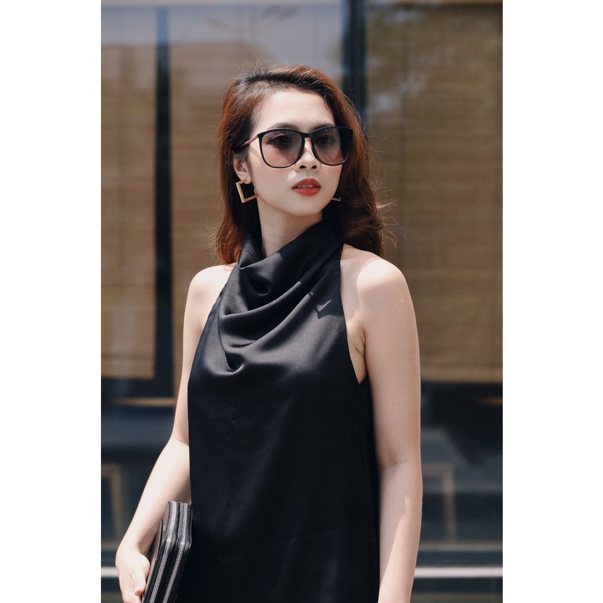 Áo cổ yếm lụa