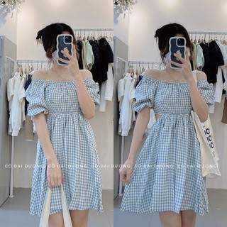 váy kẻ trễ vai khoét eo
