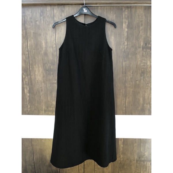 ĐẦM ĐEN FREESIZE DÀI 112CM
