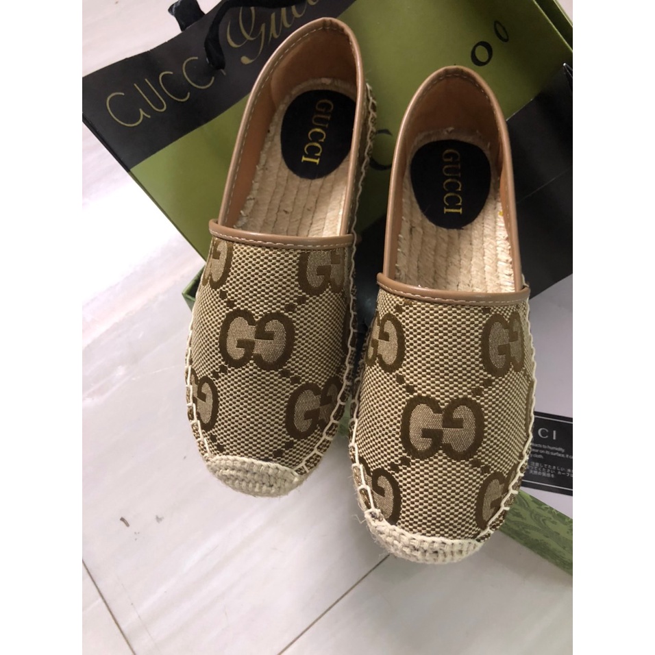 Giày bệt gu ci