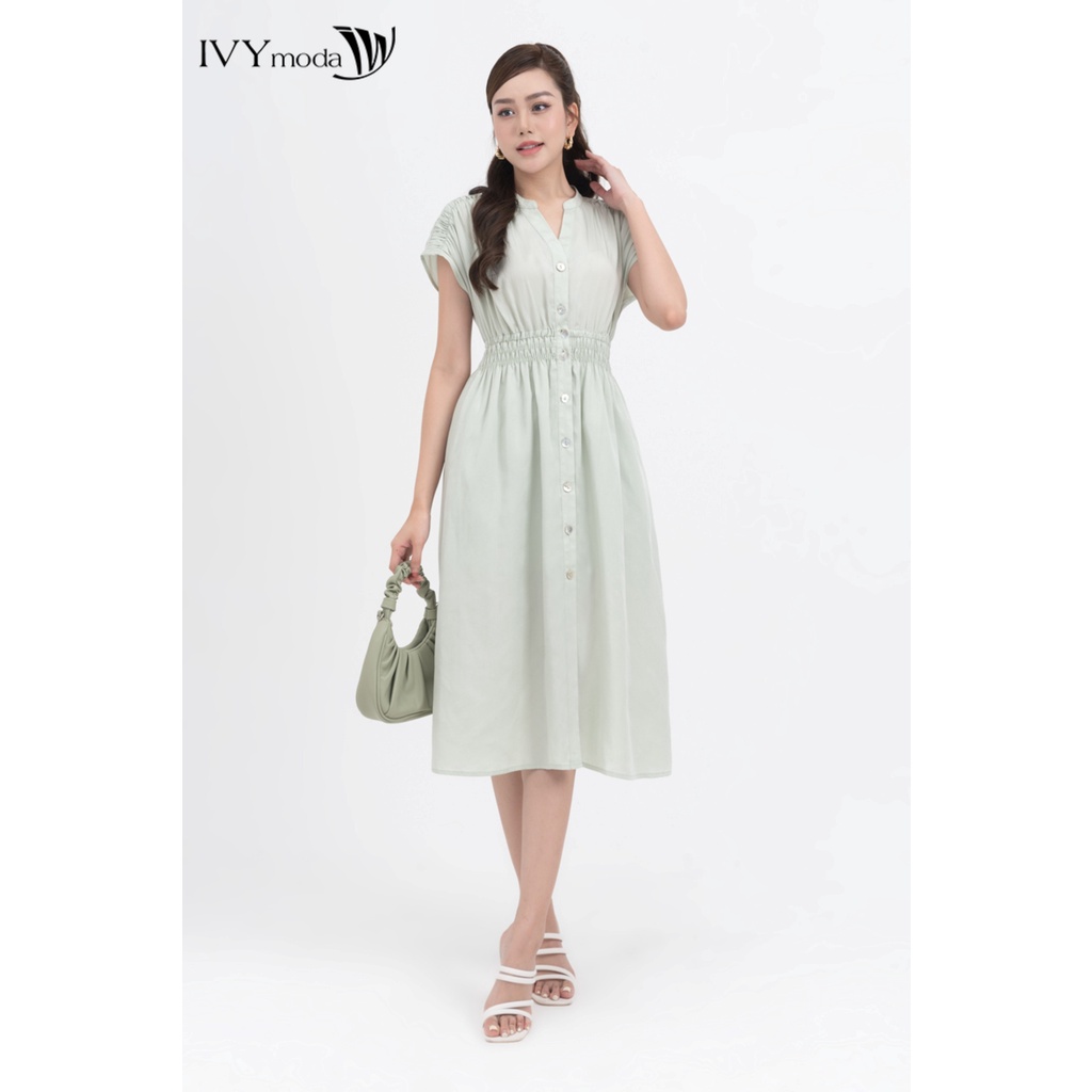 Đầm lụa xòe phối khuy nữ IVY moda MS 48M8256