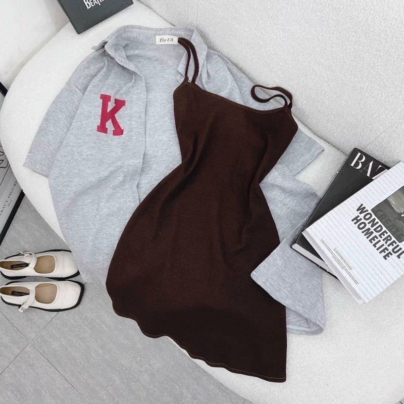 Sét đầm body + áo khoác xám thêu chữ from rỗng