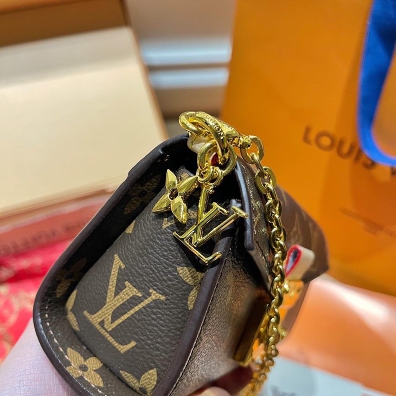 Túi đeo chéo LV MINI VIP FULLBOX NAM CHÂM cho nữ nhỏ gọn 16cm