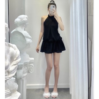 đầm yếm hở lưng cột cổ đen