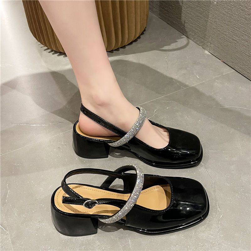 Giày cao gót vuông quai ngang bên ngoài đính đá nữ