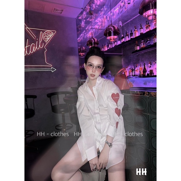 Áo sơ mi 3 tim đỏ in tay trái TTA977