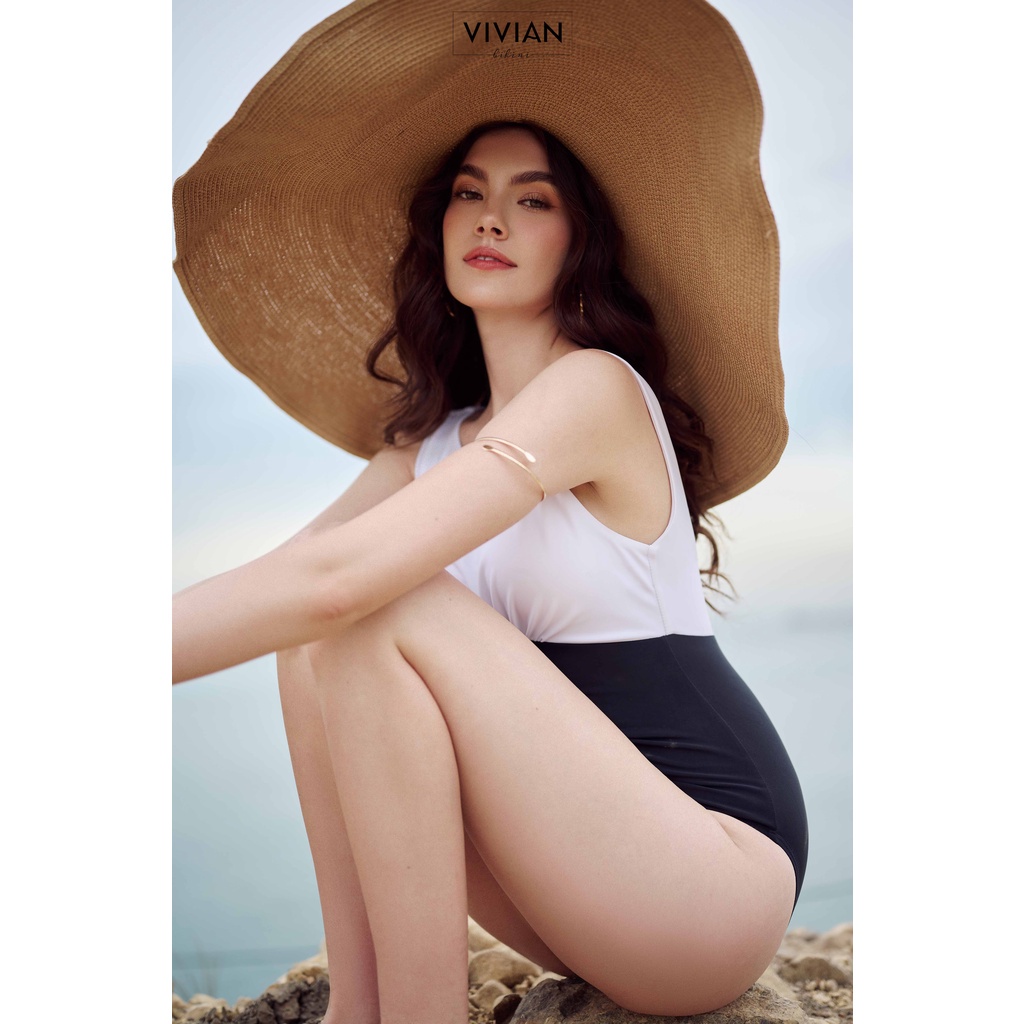 Đồ bơi nữ cao cấp 𝐕𝐈𝐕𝐈𝐀𝐍 dạng một mảnh 3 lỗ, đính nút - Trắng - VS072_WH